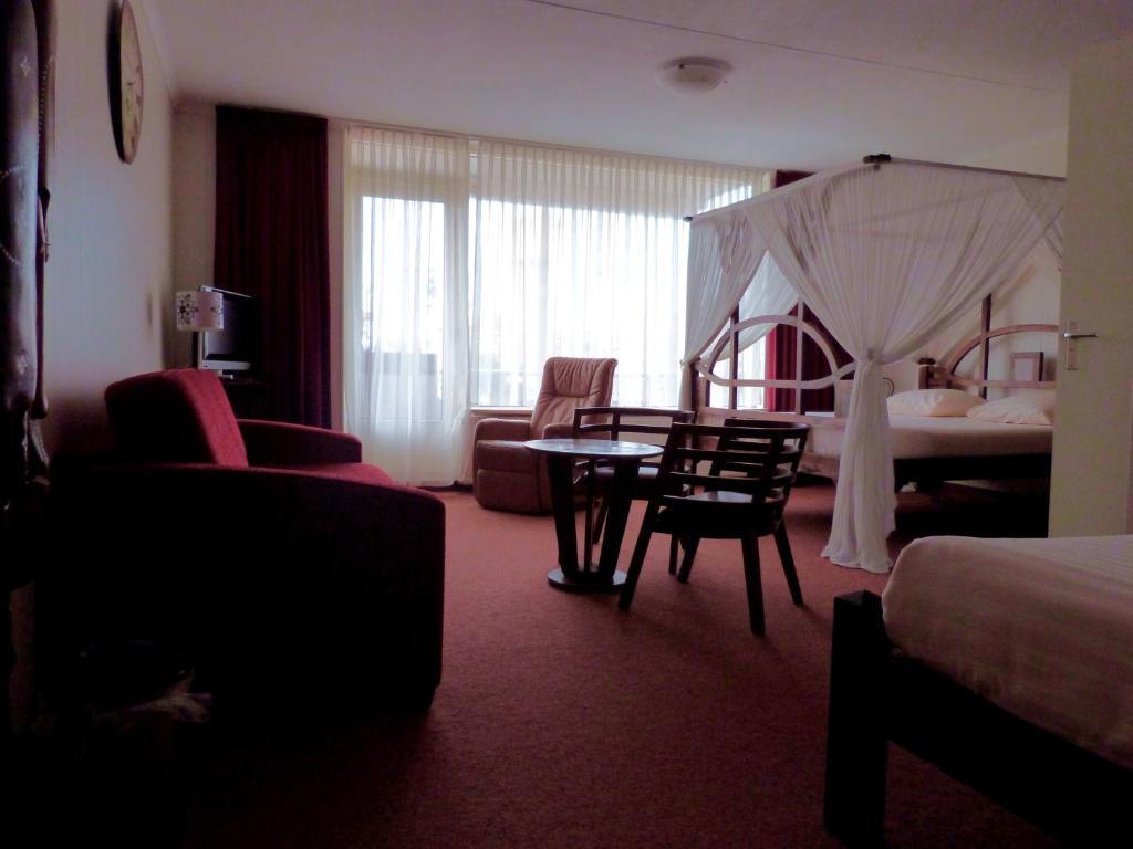 Hotel Wienerhof Den Helder Bilik gambar